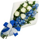 Bouquet Rosas Brancas e Azuis